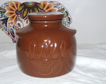 Eastland Vintage It'll Do Pottery Jar from House of Webster Texas Eastland Vintage It'll Do Pottery Jar from House of Webster Texas