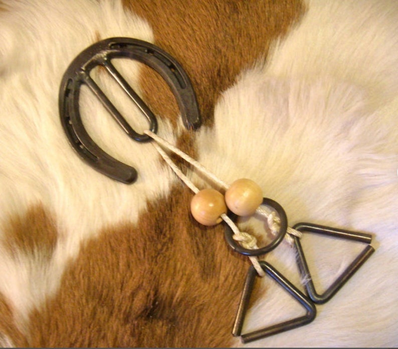 Old Fashioned Puzzles THE HORSESHOE PUZZLE Etsy