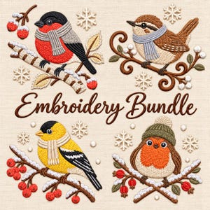 Puede incluir: Un conjunto de bordado con cuatro aves sobre ramas y elementos invernales. Un ave de pecho rojo, una marrón, una amarilla y un petirrojo con gorro verde llevan bufandas, rodeados de copos de nieve y bayas sobre una tela de color beige.