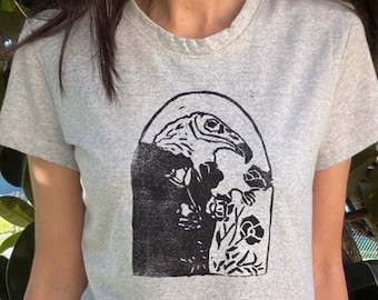 Turkey Vulture T-Shirt – Hand Drawn Graphic Tee – Punk Skater Shirt – Bird of Prey Design – Screen Printed Grey Top