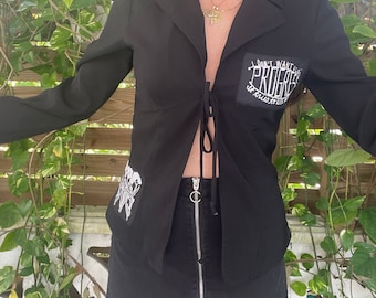 Free to Think Lace up Black Collar Blouse // Don't Want Your Progress // 90's // Vintage // Tie Front // Patch // Punk Patch // Back Patch