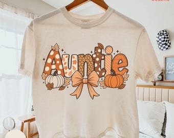 Auntie Fall Boxy Tee, Comfort Colors Aunt to be Cropped Tee, Cute Pumpkin Bow Auntie Shirt, Autumn Graphic Tee, Thanksgiving Gift for Auntie