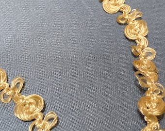 silk antique garland type ribbon 3/8" ivory