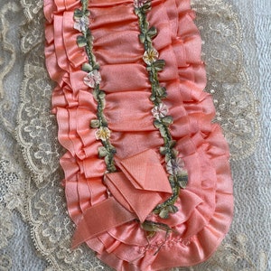 Antique silk ribbon work authentic 1920s keeper/hat garland