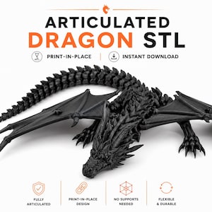 Op de afbeelding: Een zwarte 3D-geprinte gearticuleerde drakenfiguur met getextureerde schubben en vleugels. De tekst luidt: ARTICULATED DRAGON STL, PRINT-IN-PLACE, INSTANT DOWNLOAD, FULLY ARTICULATED, PRINT-IN-PLACE DESIGN, NO SUPPORTS NEEDED, FLEXIBLE & DURABLE.