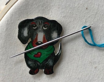 ダックスフンドニードルマインダー：クロスステッチ刺繍、犬好きへのギフト