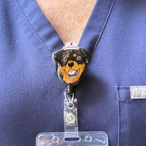 Rottweiler-badgehaspel Leuke ID-houder Hondenliefhebber cadeau Gepersonaliseerd werkaccessoire Cartoon hondenbadge Intrekbaar verpleegkundige Veterinair Kantoorbenodigdheden