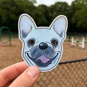 Adesivo in vinile con raffigurazione di un cane bulldog francese bianco, illustrazione disegnata a mano, accessorio per papillon, decorazione per computer portatile, 3 misure, idea regalo per amanti degli animali, mamma e papà, veterinario