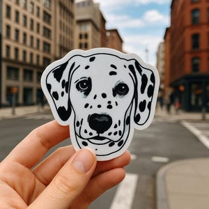 Adesivo in vinile con cane dalmata, illustrazione disegnata a mano, accessorio per berretto da infermiera, decorazione per bottiglia d'acqua, 3 misure, idea regalo per amanti dei cani, veterinario e tecnico.