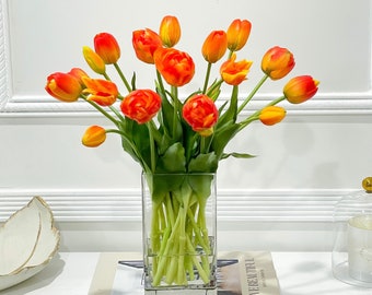 Tulipanes de toque real de primavera en jarrón de vidrio, flor de estilo campestre francés naranja, arreglo de flores falsas de decoración del hogar, arreglo floral
