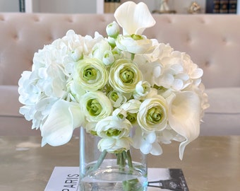 French Style Ranunculus Arrangements/White Hydrangeas/Calla Lily  Arrangement Artificial Faux Forever Flowers in Glass Vase for Home Decor