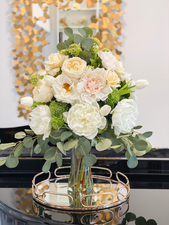Large flower arrangements deals