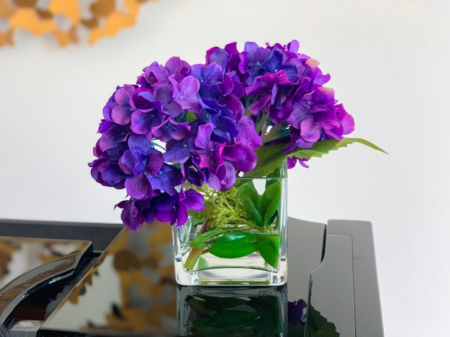 Image of Everlasting Hydrangea Centerpiece