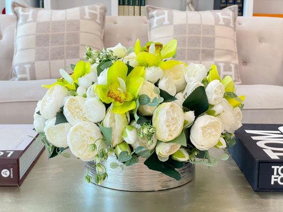 フラワーアレンジメント　造花　ルデビュドプランタン 楽天市場】造花 桜とデンファレのアレンジ シルクフラワー 春の