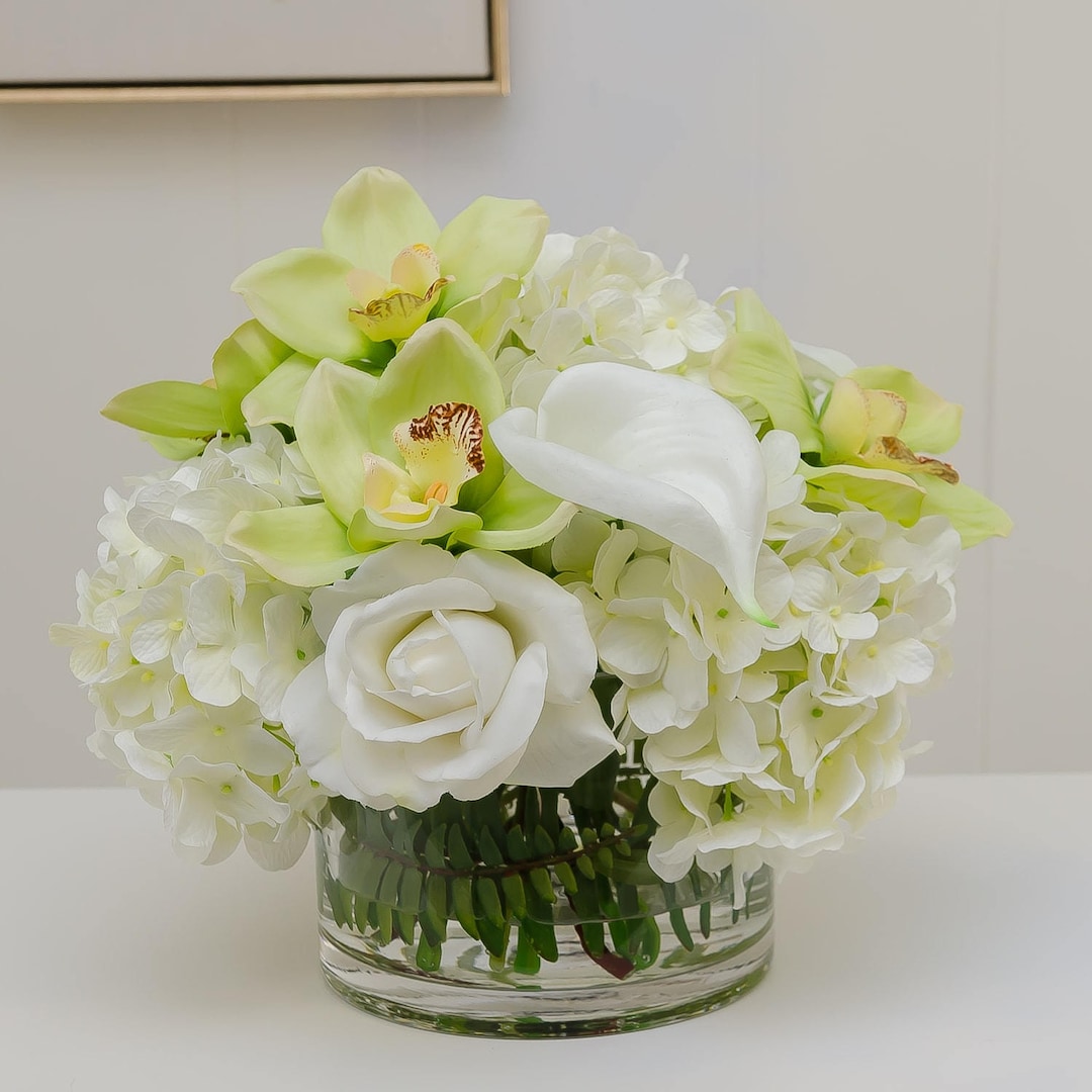 Large Real Touch White Hydrangeas Roses Orchid in Round Cylinder