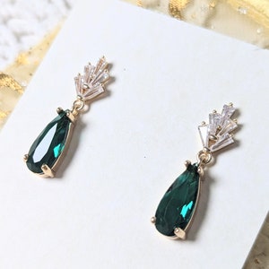 Green Art Deco Teardrop Bridal Earrings, Fan, Emerald, Cubic Zirconia, Gold Plated, Gift for her Women Mom Wife Teens Girls Sister