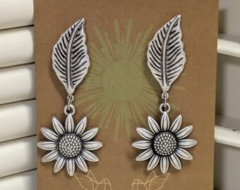 Antique Silver SunFlower Earrings: Floral Jewelry