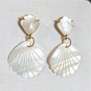 Scallop Shell Wedding Earrings, Pearl, Mother of Pearl, Beach Drop Earrings, Clam, Fan, Bridal, Hypoallergenic, Gift for her, Women Mom