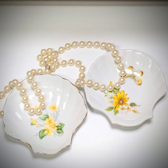 Yellow Flower Ring Dish; Scalloped Shell Dish - image 1