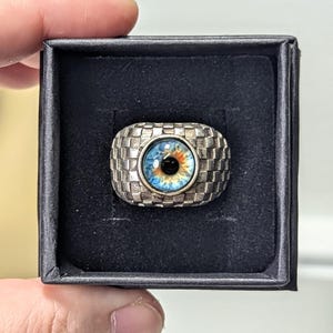 Check Eyeball Ring, Checkered Eye Ring, Monster Ring, Adjustable Ring, Silver-plated Brass, Eyeball, Eye, Costume Jewelry, Statement, Weird