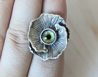 One-Eyed-Poppy Ring, Adjustable Ring, Silver-plated Brass, Eyeball, Eye, Costume Jewelry, Statement, Weird