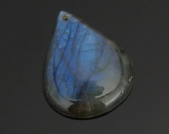 Labradorite Focal Bead with 1 mm Hole, 24 x 30 mm