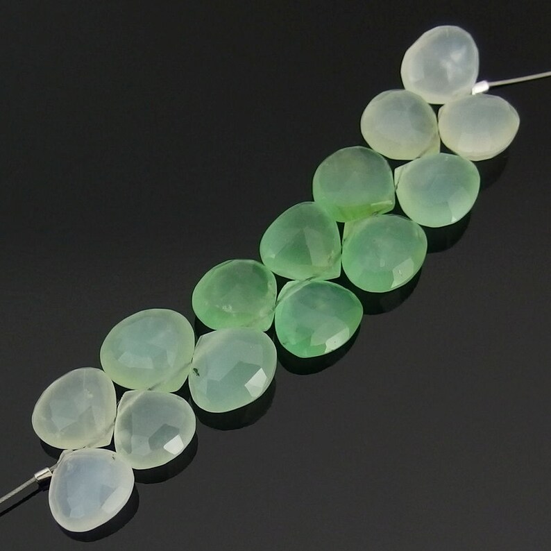 Chrysoprase Heart Briolettes, Faceted, 8.5-9.5 x 9-10 mm, Set of 14 image 1