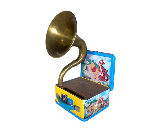 1999 Winnie the Pooh LunchBox Phone Amplifier, Acoustic iPhone Speaker, Lunch Box Speaker, Hallmark Commemorative Lunchbox