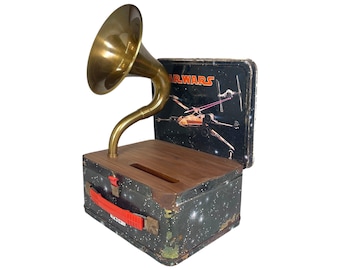 1977 Star Wars LunchBox Phone Amplifier, Acoustic iPhone Speaker, Lunch Box Speaker S22