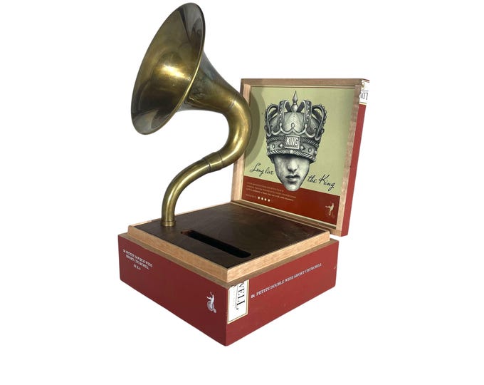 Long Live the King Cigar Box Phone Amplifier, Acoustic iPhone Speaker S1