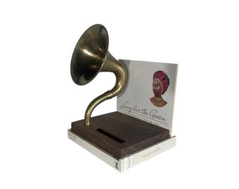 Long Live the Queen Cigar Box Phone Amplifier, Acoustic iPhone Speaker S4
