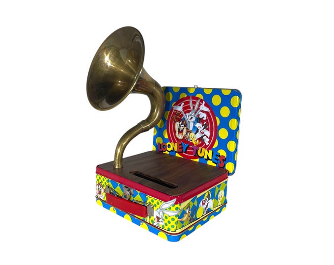1998 Looney Tunes LunchBox Phone Amplifier, Acoustic iPhone Speaker, Lunch Box Speaker S14