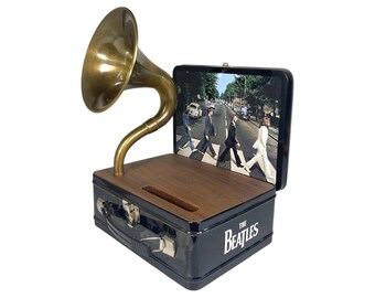 2018 The Beatles LunchBox Phone Amplifier, Acoustic iPhone Speaker, Lunch Box Speaker S22