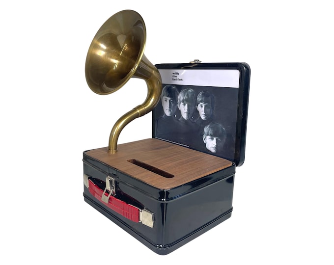 1999 The Beatles LunchBox Phone Amplifier, Acoustic iPhone Speaker, Lunch Box Speaker S21