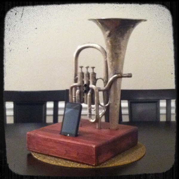 Acoustic iPhone Speaker Dock Utilizing a Vintage Silver Plated Keefer Upright Alto Horn - FREE SHIPPING -