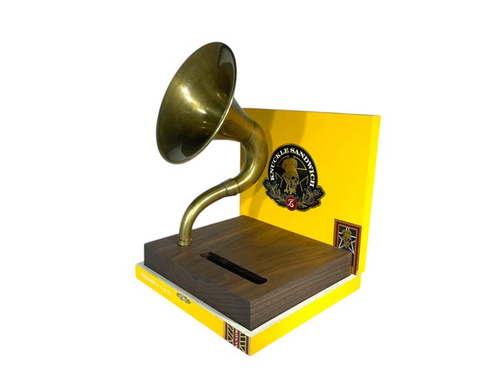 Knuckle Sandwich Cigar Box Phone Amplifier, Acoustic iPhone Speaker S14