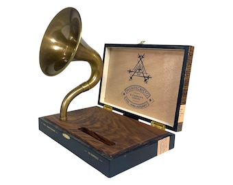 Montecristo Cigar Box Phone Amplifier, Acoustic iPhone Speaker S13