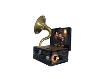 2009 Twilight New Moon LunchBox Phone Amplifier, Acoustic iPhone Speaker, Lunch Box Speaker S12