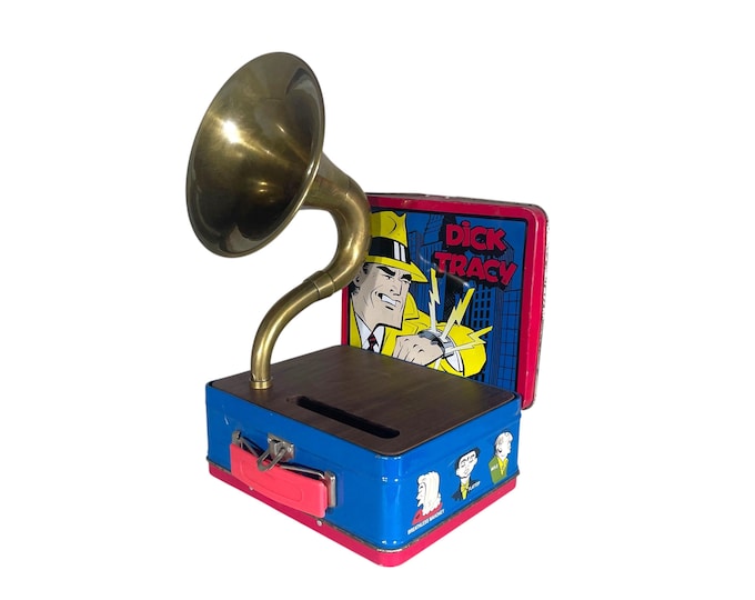 1998 Dick Tracy LunchBox Phone Amplifier, Acoustic iPhone Speaker, Lunch Box Speaker S6