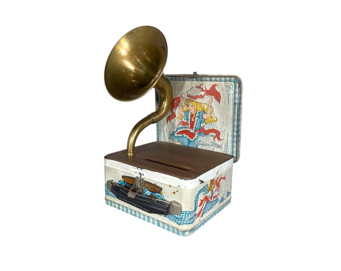 1978 Junior Miss LunchBox Phone Amplifier, Acoustic iPhone Speaker, Lunch Box Speaker S15
