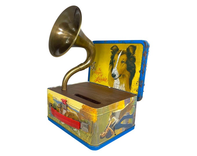 1978 Lassie LunchBox Phone Amplifier, Acoustic iPhone Speaker, Lunch Box Speaker S21