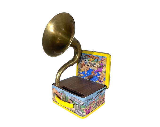 1998 The Flintstones LunchBox Phone Amplifier, Acoustic iPhone Speaker, Lunch Box Speaker, Hallmark Commemorative Lunchbox