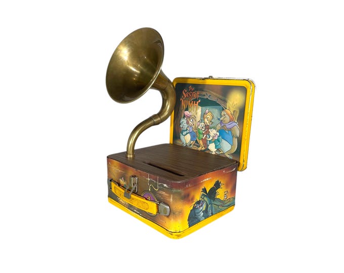 1982 The Secret of Nimh LunchBox Phone Amplifier, Acoustic iPhone Speaker, Lunch Box Speaker S15