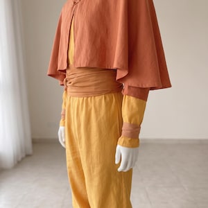 Aang Air Nomad Monk Cosplay Kostüm Full Set, Airbender Inspiriert Anime Outfit, Senf Orange Robe für Halloween & Comic Con. Bild 3