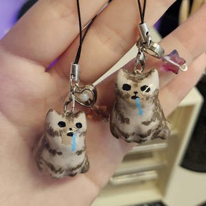 Keychain "Lord, I'm one" drooling cat meme / desk buddy