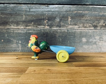Vintage Wyandotte Tin Rooster Pulling Egg Cart Toy