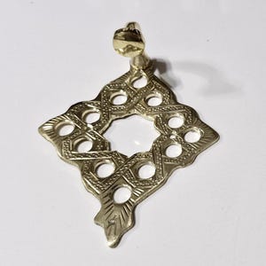 Gancio da parete in ottone massiccio, realizzato a mano – Artigianato marocchino. immagine 2