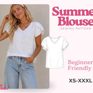 以下が含まれることがあります： フリル袖とVネックの白いブラウスで、Summer Blouse、Sewing Pattern、Beginner Friendly、XS-XXXLというテキストが添えられた裁縫パターンとして表示されています。パターンには、ブラウスのデザインの技術的な線画が含まれています。