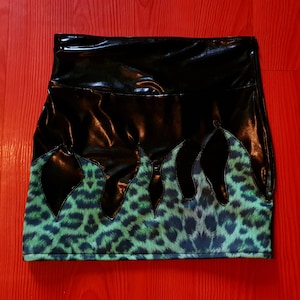 Skirt mini jupe punk leopard psychobilly rockabilly pin up tattoo goth zébré horror monster Frankenstein zombie halloween dracula mini skirt