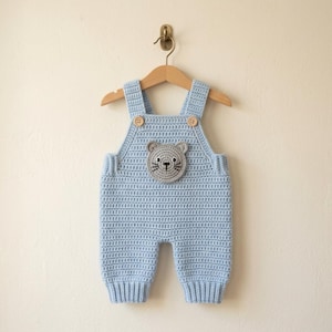 Patrón de pelele de bebé a crochet con tirantes ajustables para recién nacidos (PDF)